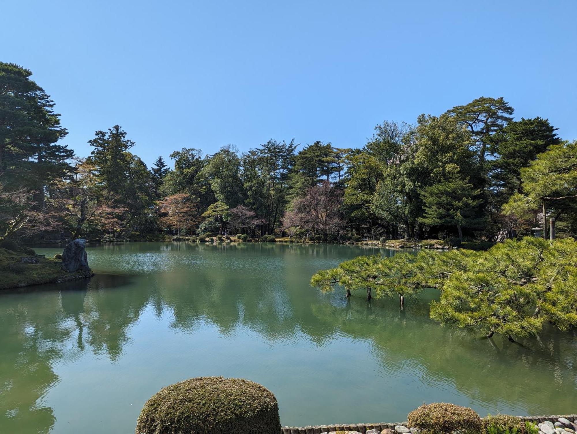 Aparthotel ゆいまーるeast - Yuimaru East Kanazawa Zewnętrze zdjęcie